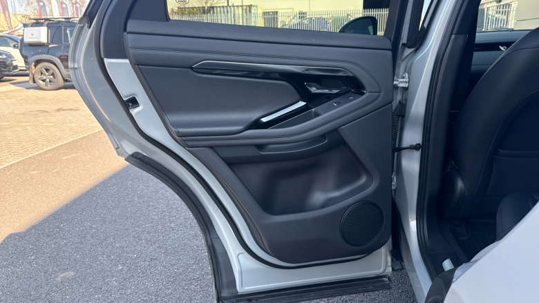 Land Rover Range Rover Evoque 2.0 D200 R-Dynamic SE 5dr Auto Diesel Hatchback